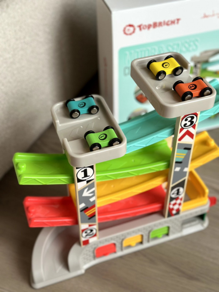 Автотрек з гаражами від TOPBRIGHT