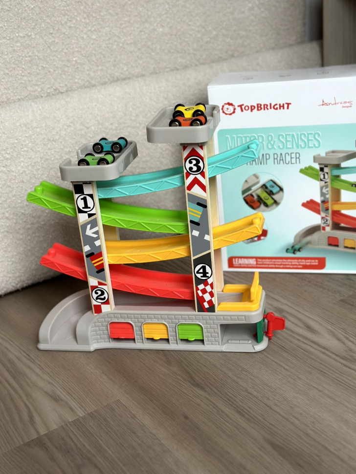 Автотрек з гаражами від TOPBRIGHT