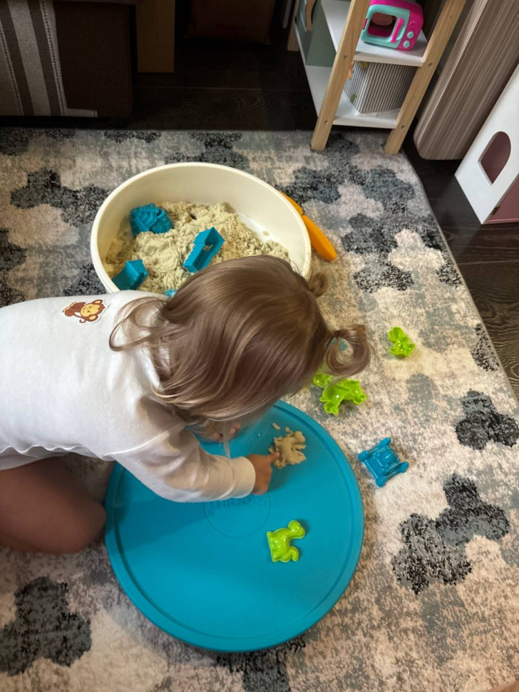 Набір кінетичного піску mideer кругла пластикова пісочниця md4307