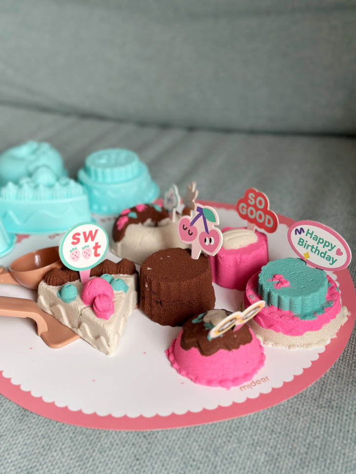 Набір кінетичного пісочку "Солодощі" від mideer, md4326